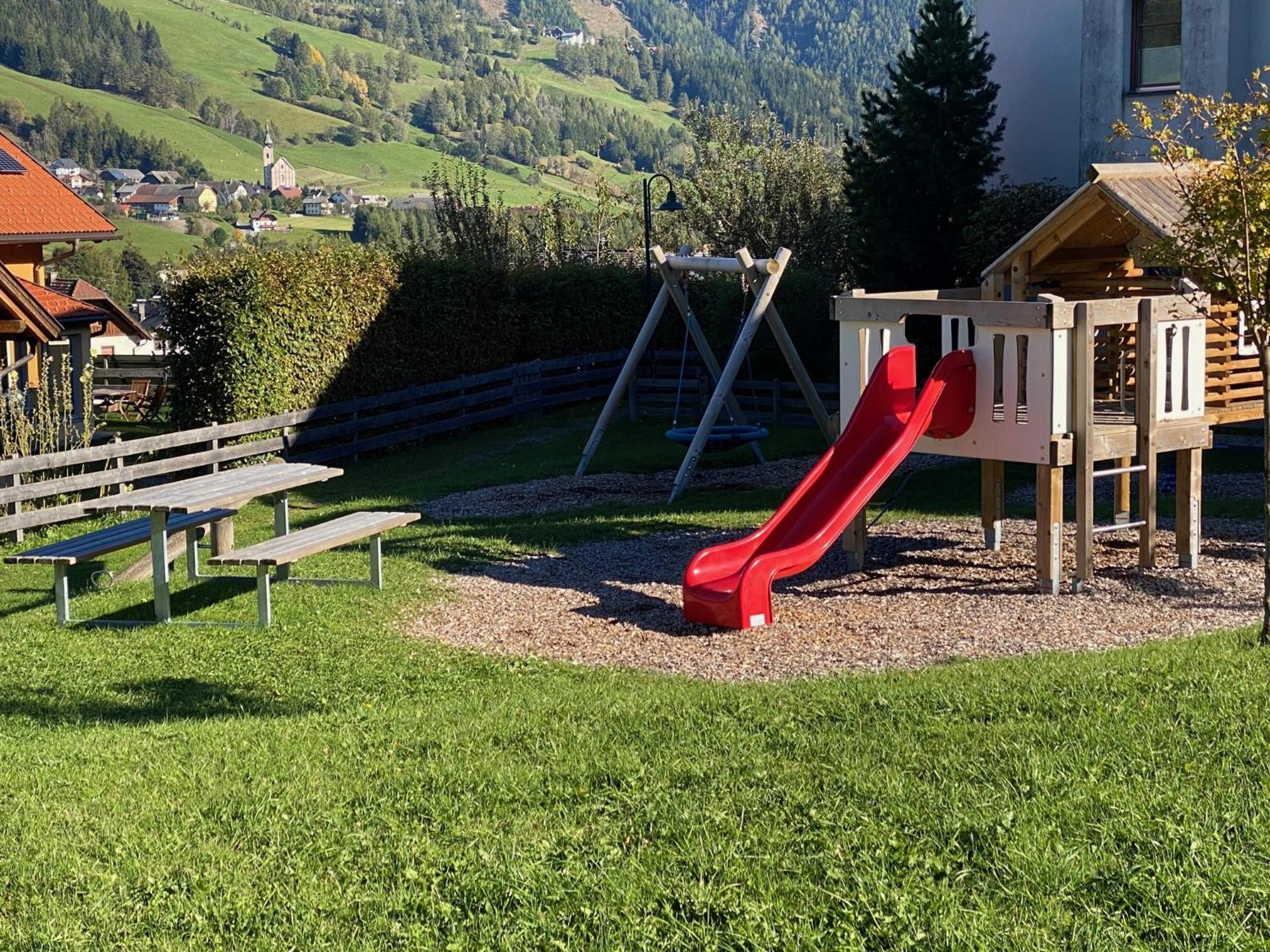 Haus Wolfsbach Apartamento Rennweg am Katschberg Exterior foto